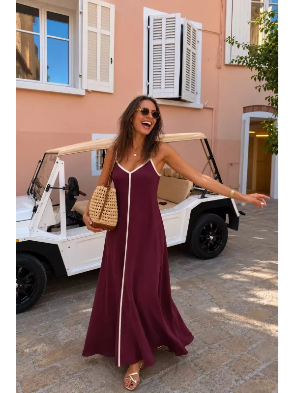 Vestido burdeos con línea beige