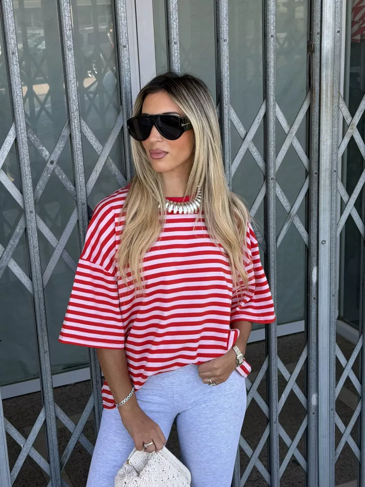 Camiseta Self love roja y rosa