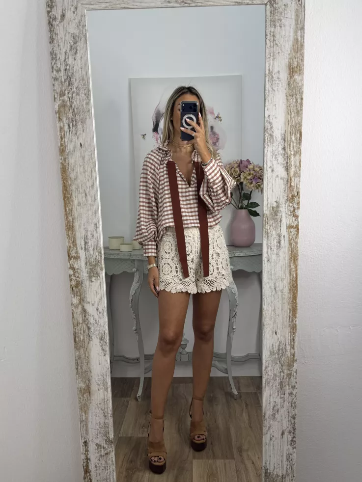 Short crochet Manila