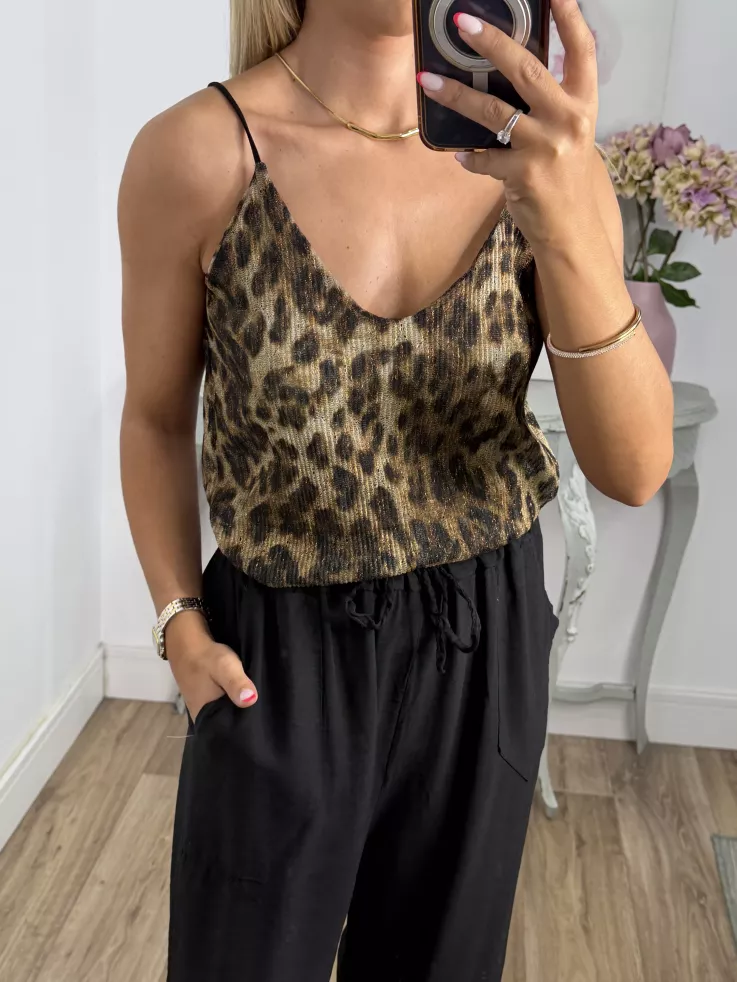 Top Layion print