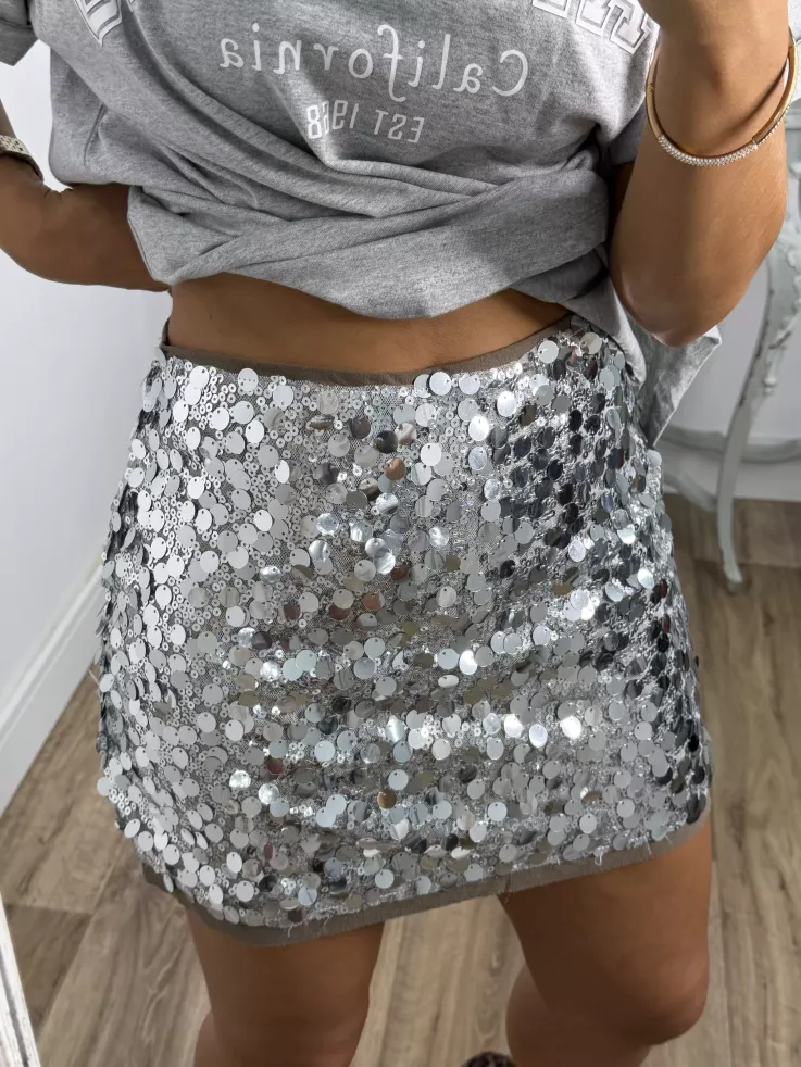 Falda corta lentejuelas gris