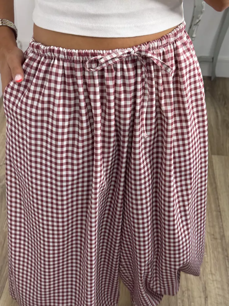 Pantalón Jamaica burdeos
