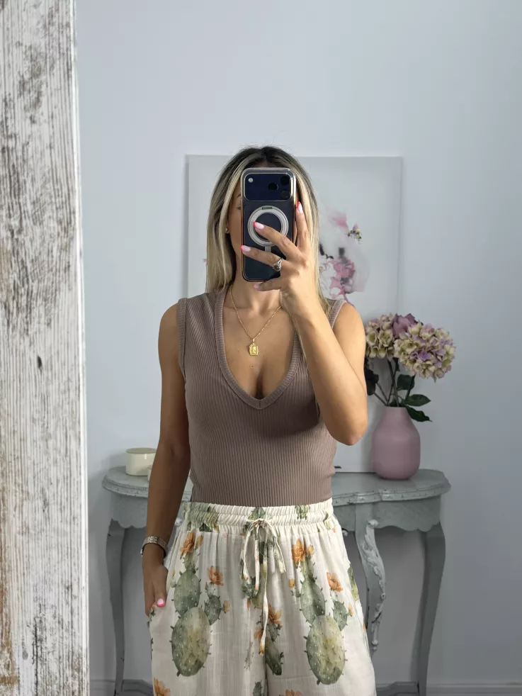 Camiseta basica pico taupe