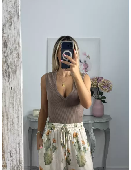 Camiseta basica pico taupe