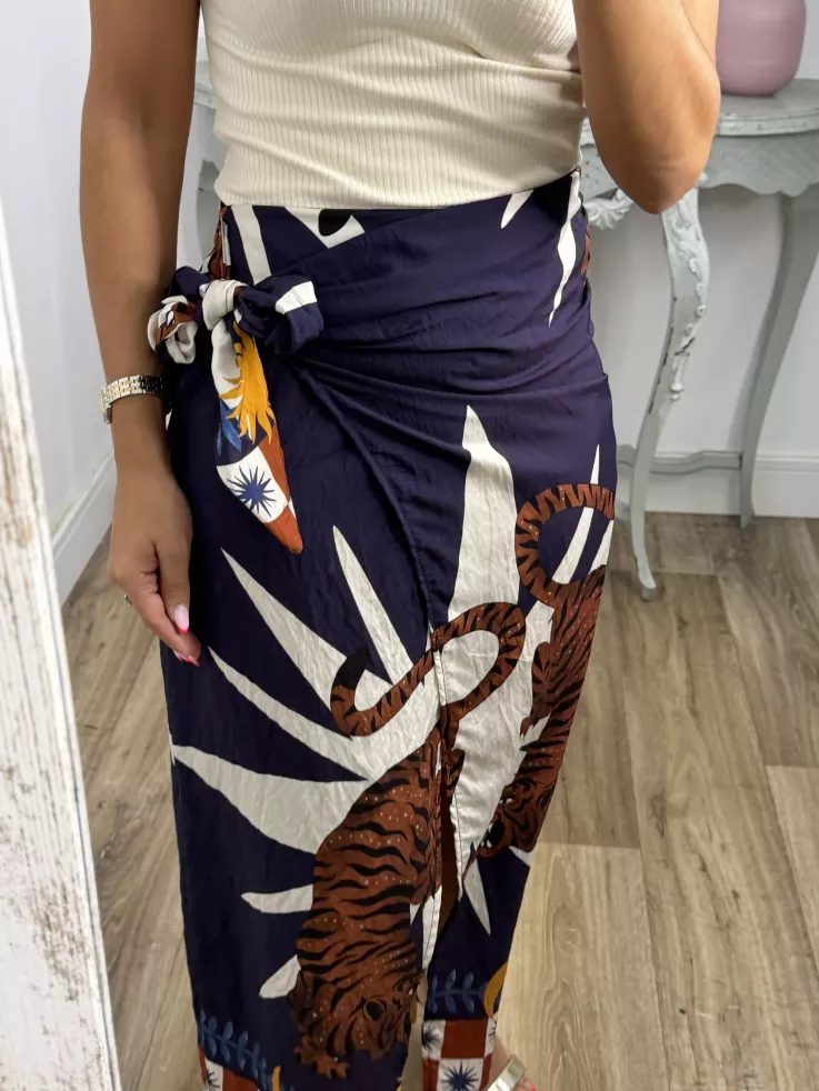 Falda pareo tiger azul marino