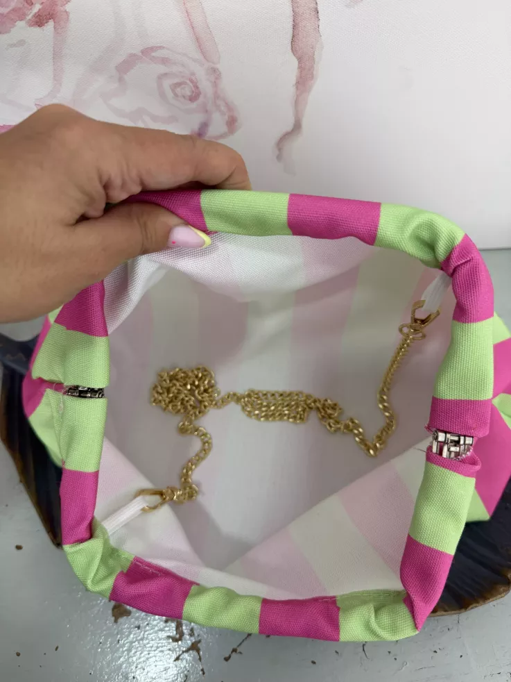 Bolso rayas verde y rosa