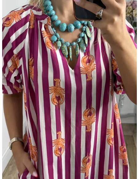 Vestido de rayas rosa con langosta