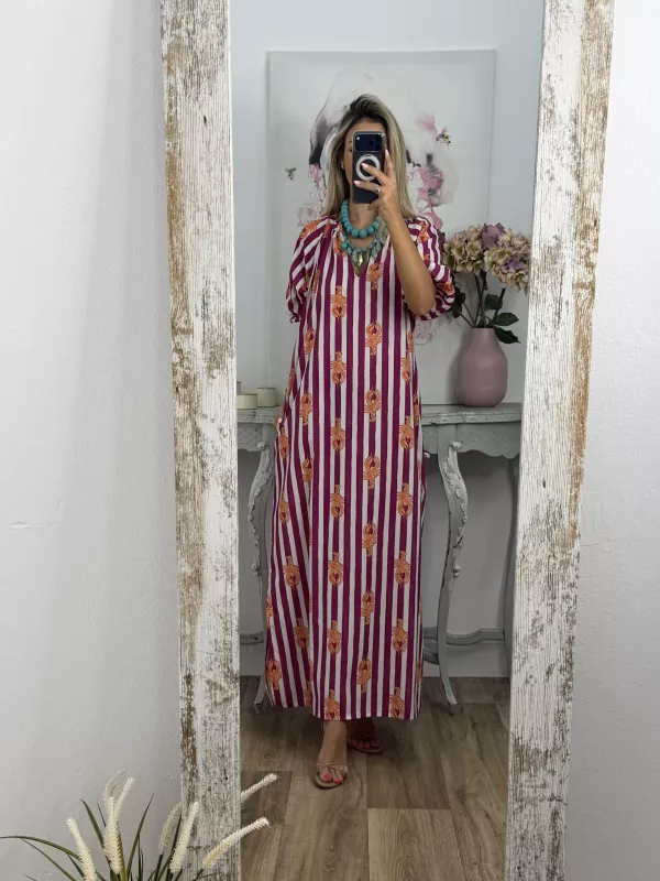 Vestido de rayas rosa con langosta