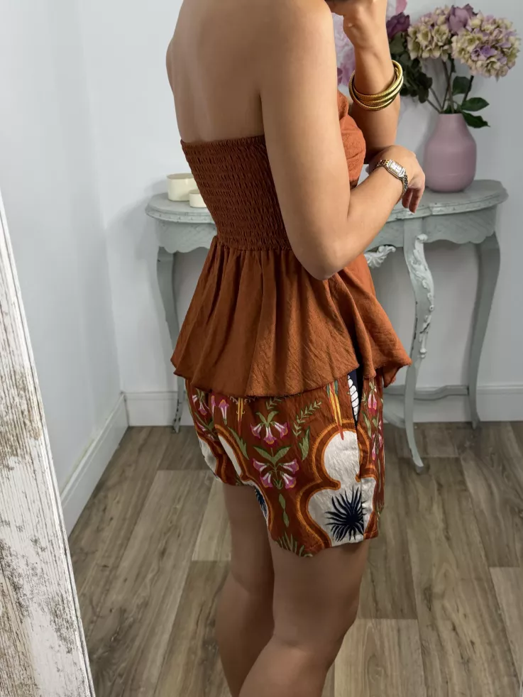 Short tropical teja