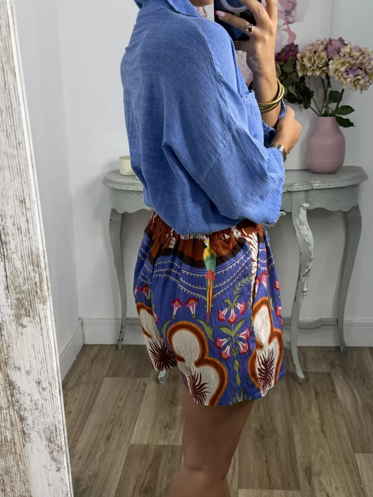 Short tropical azul y teja