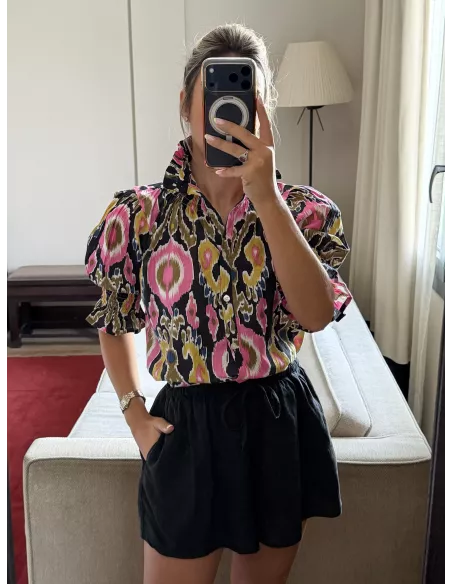 Short fluido negro