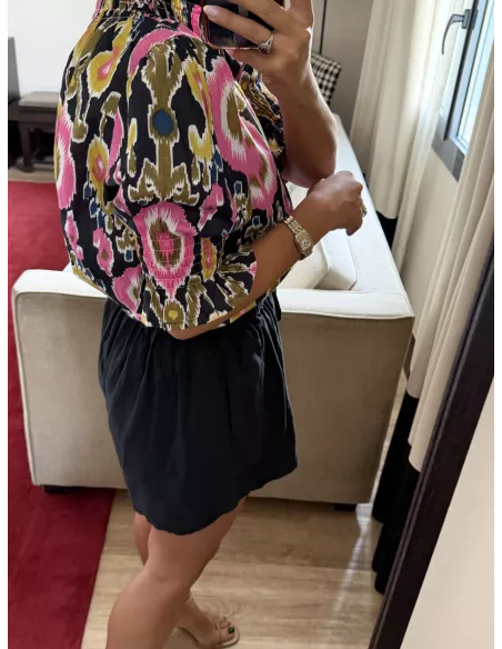 Short fluido negro