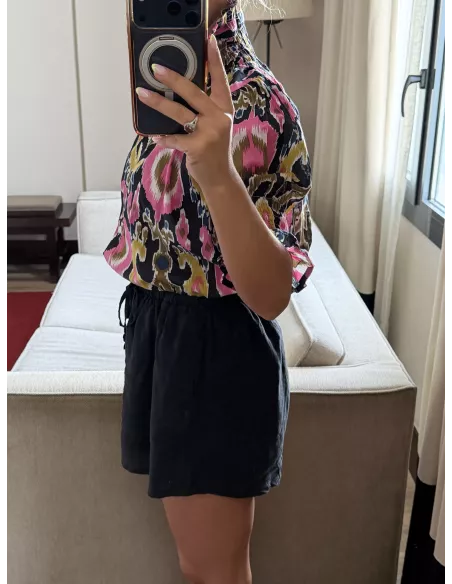 Short fluido negro