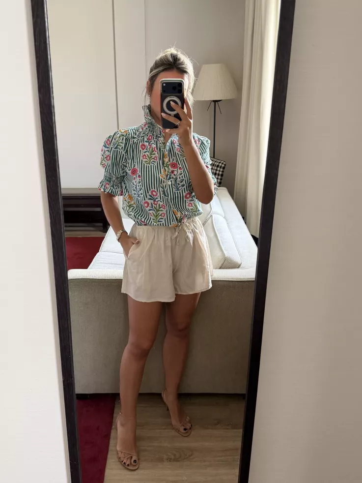 Short fluido beige