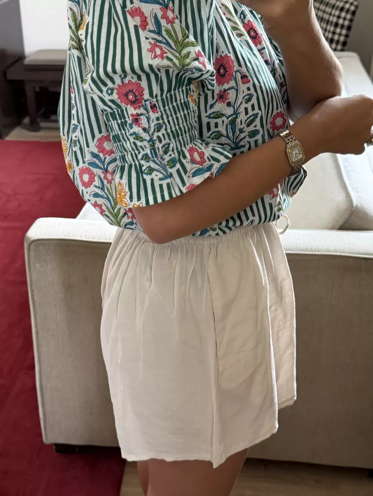 Short fluido beige