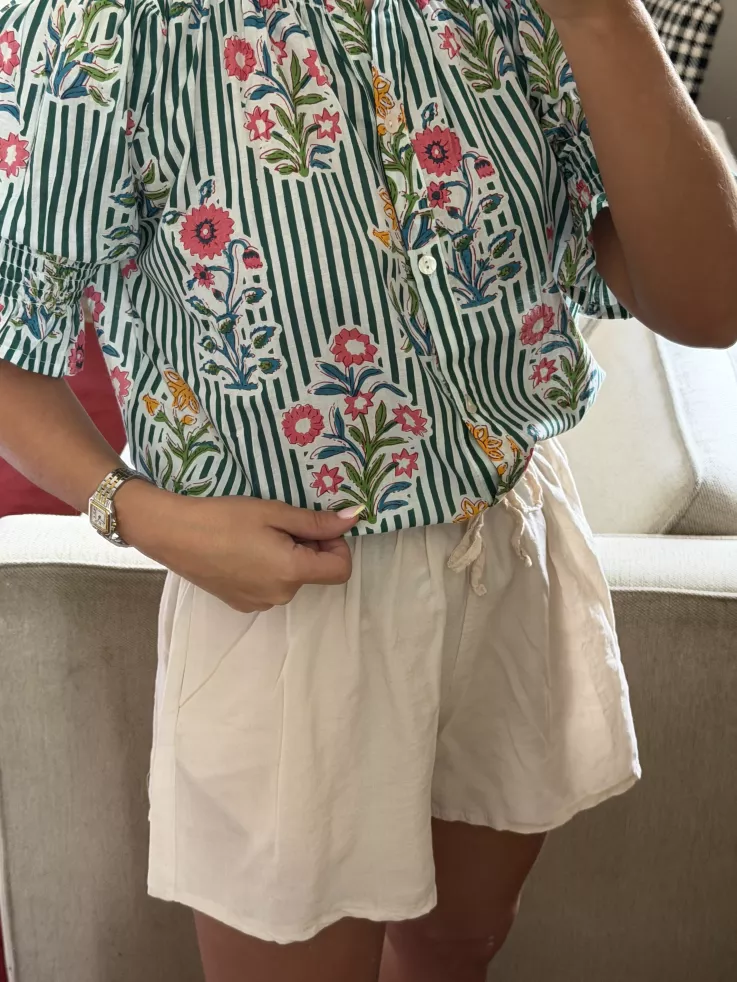 Short fluido beige