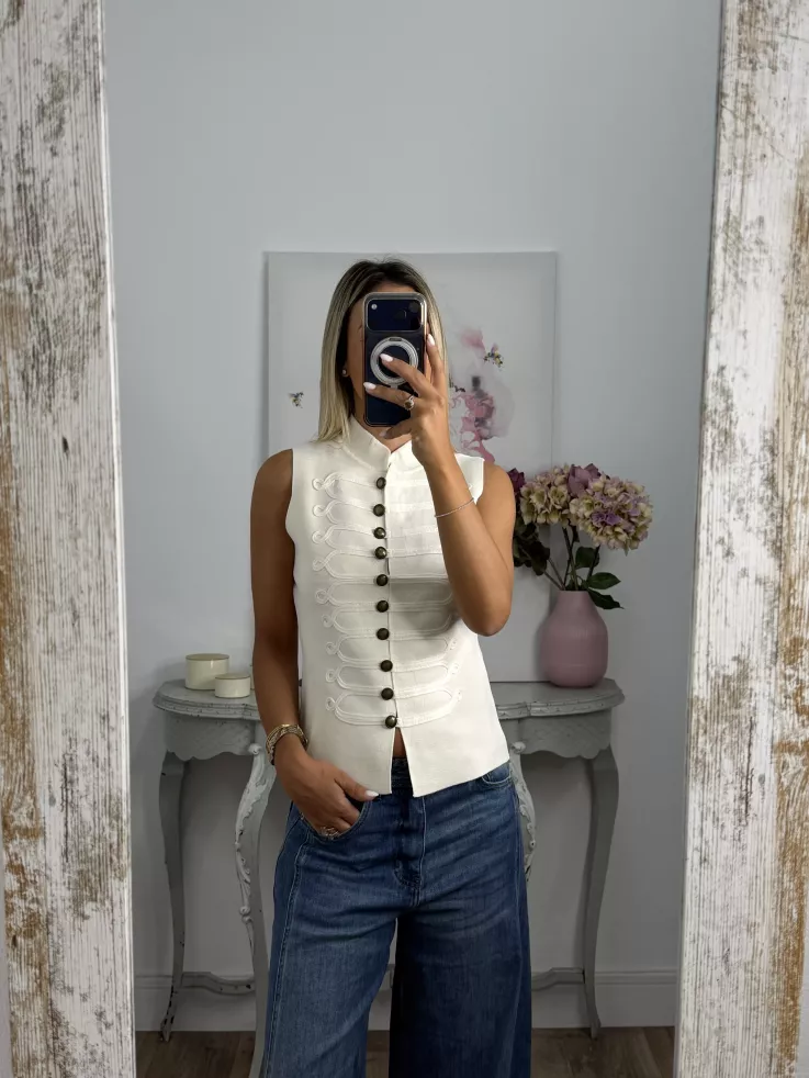 Chaleco corte militar punto beige