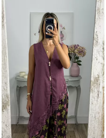 Blusa chaleco con puntilla berenjena