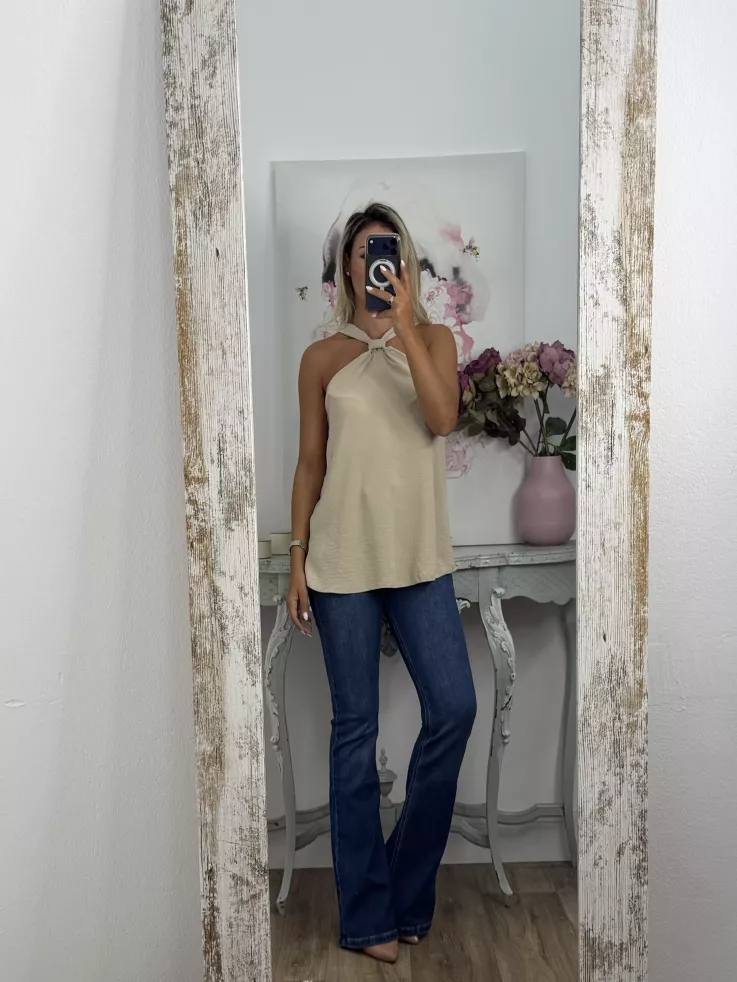 Top beige nudo