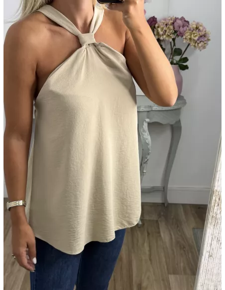 Top beige nudo