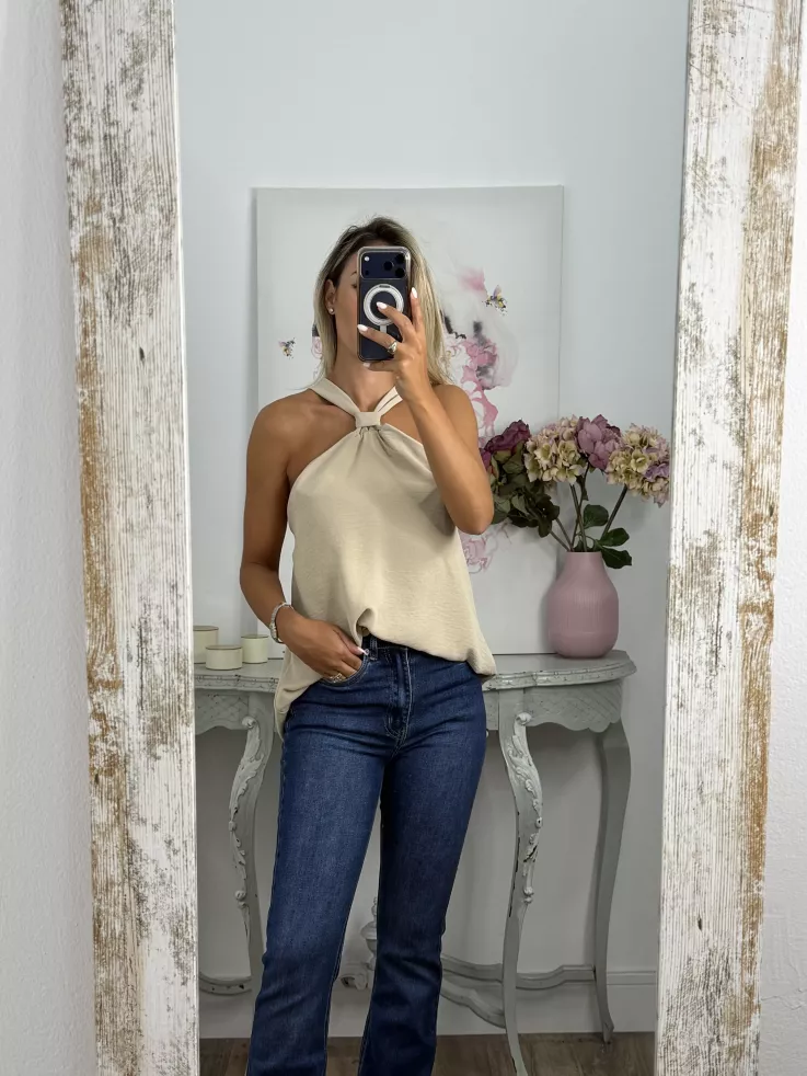 Top beige nudo