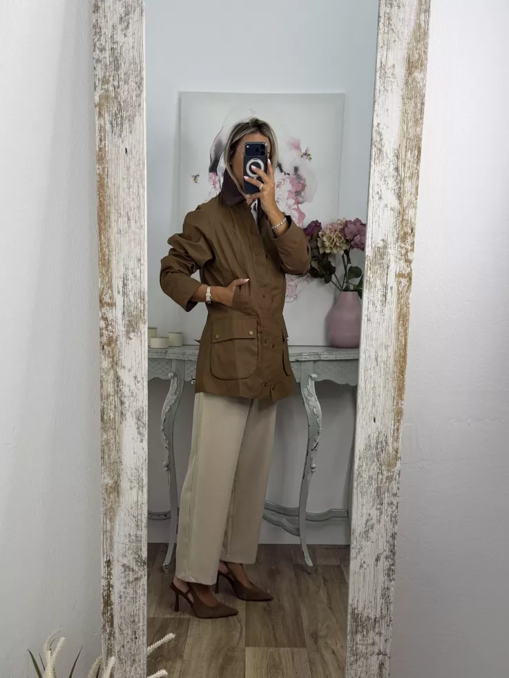Chaqueta corta Brithis camel y choco