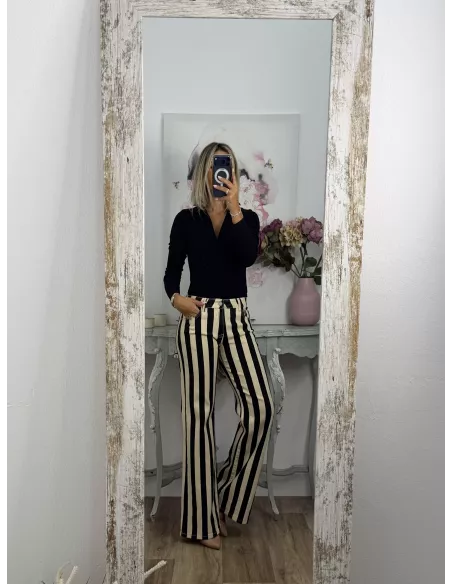Jeans raya vainilla y negro