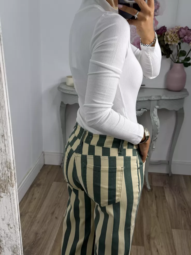 Jeans raya vainilla y verde