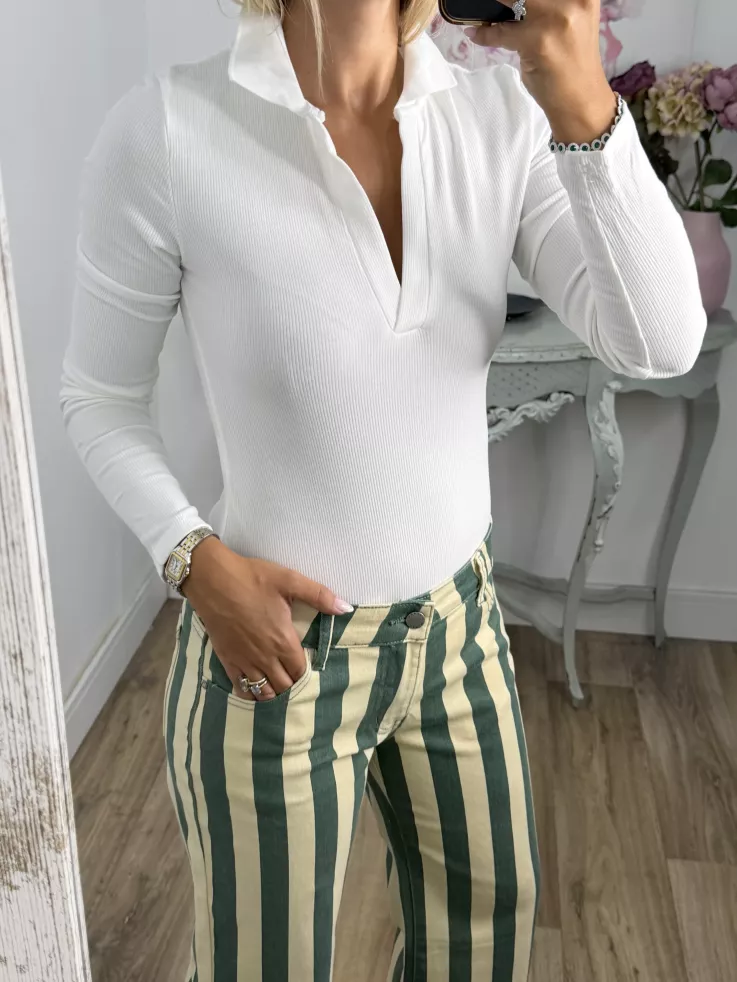 Body blanco tipo polo sin botones