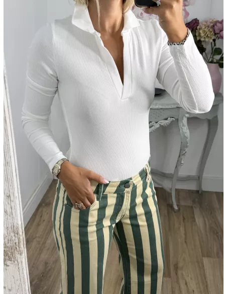 Body blanco tipo polo sin botones