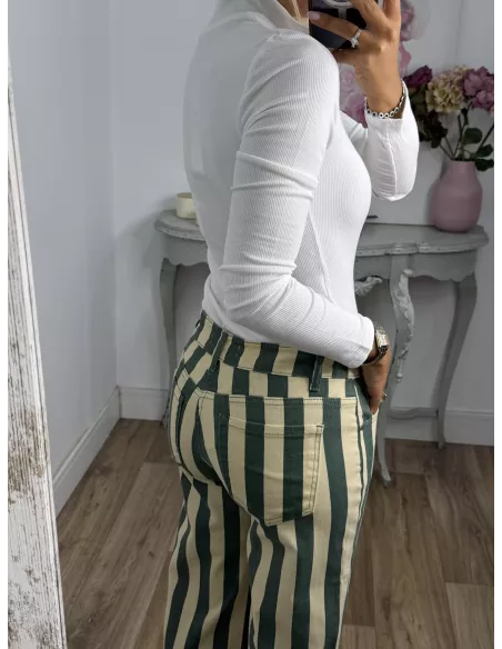 Body blanco tipo polo sin botones