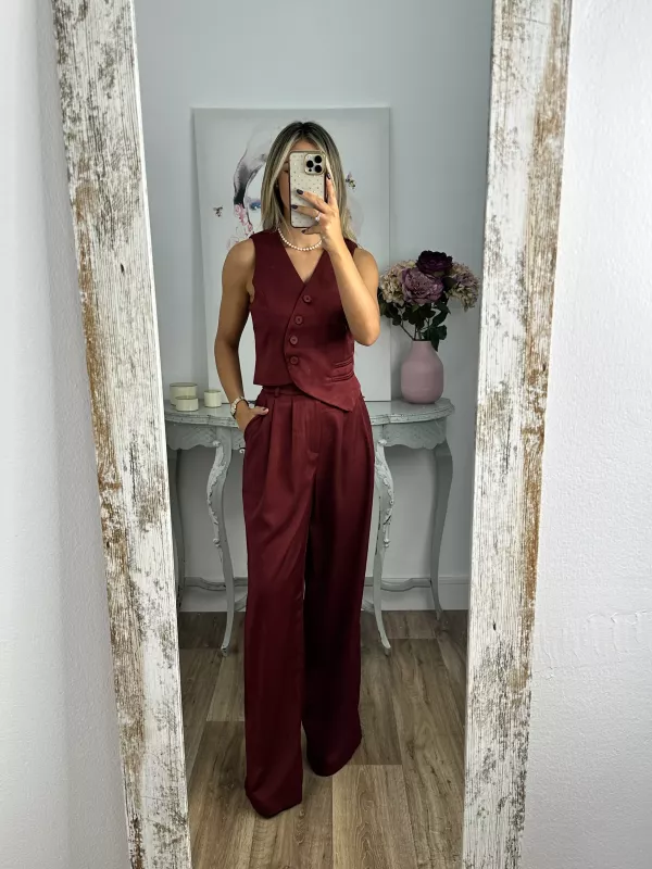 Pantalón pinzas Burdeos
