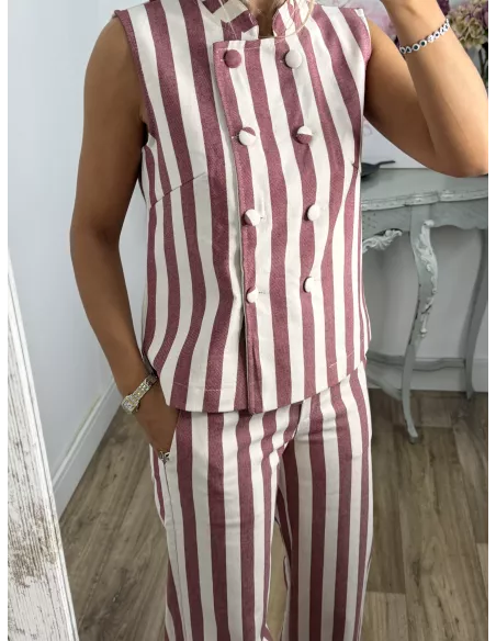 Conjunto Karen de rayas rojo y blanco