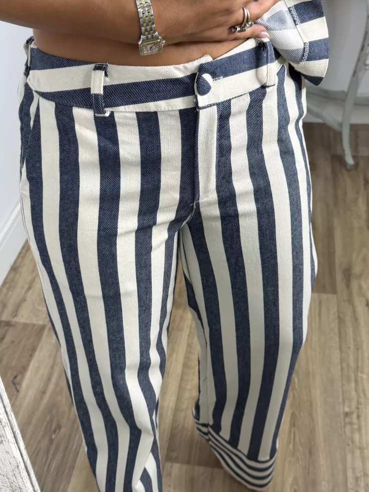 Conjunto Karen de rayas azul y blanco