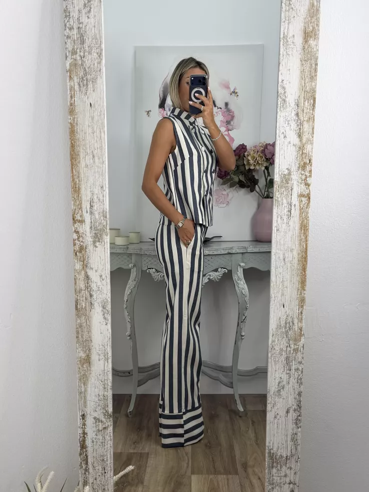 Conjunto Karen de rayas azul y blanco