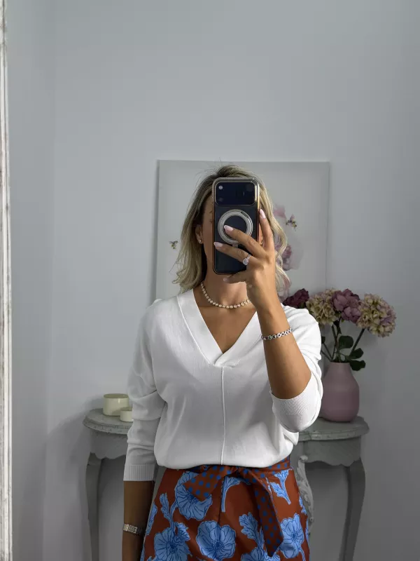 Jersey hilo blanco cuello pico