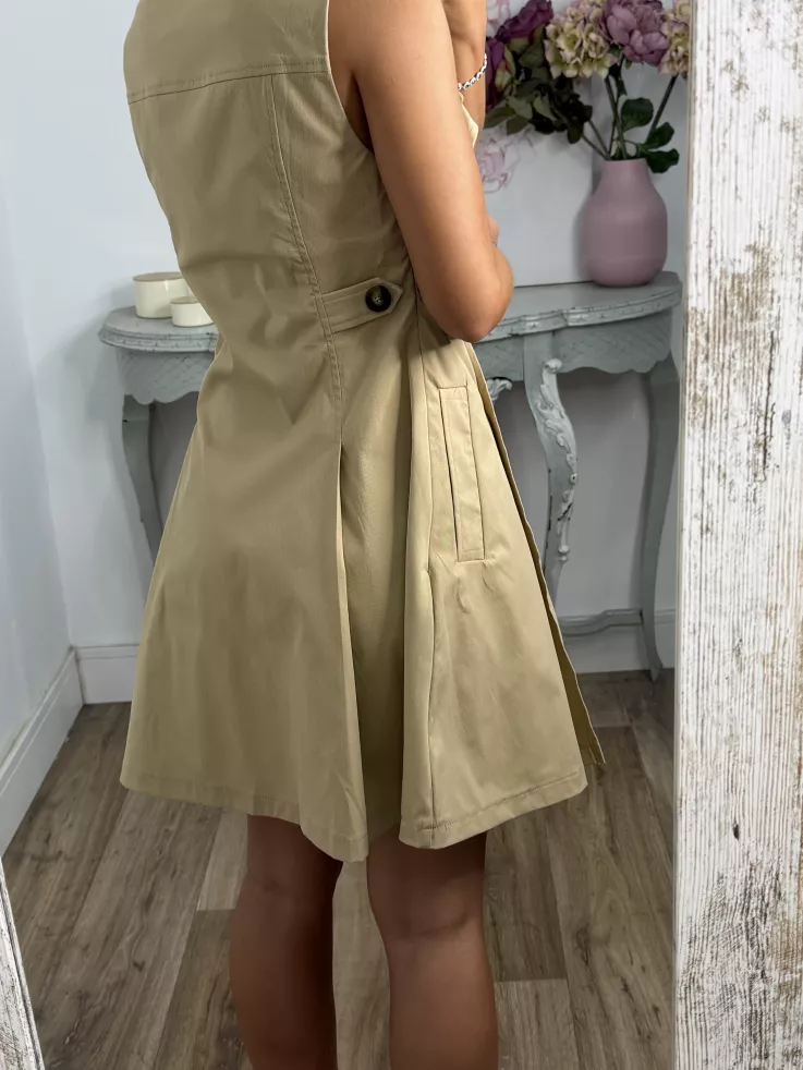 Vestido tipo gabardina camel