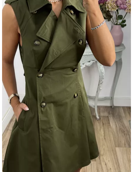 Vestido tipo gabardina verde