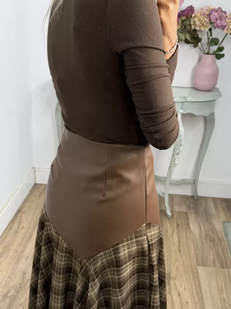 Body choco tipo polo sin botones
