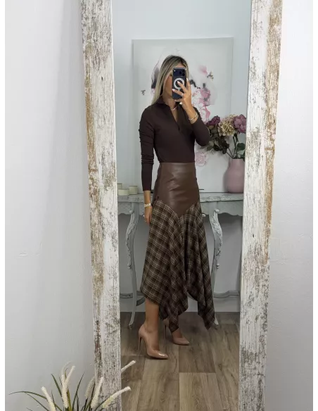 Body choco tipo polo sin botones