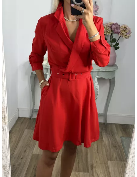 Vestido Aurora rojo con cinturón