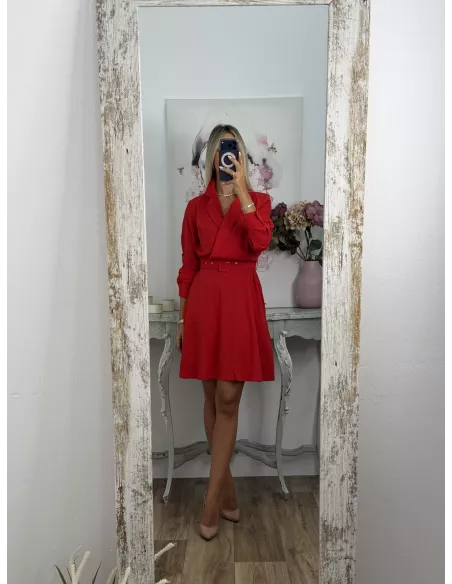 Vestido Aurora rojo con cinturón