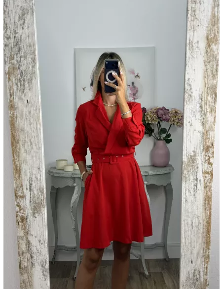 Vestido Aurora rojo con cinturón