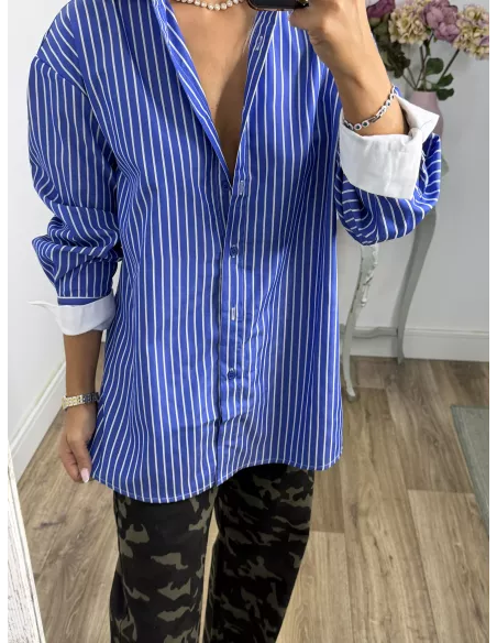 Camisa de rayas con puño ancho blanco