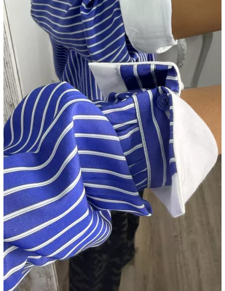 Camisa de rayas con puño ancho blanco