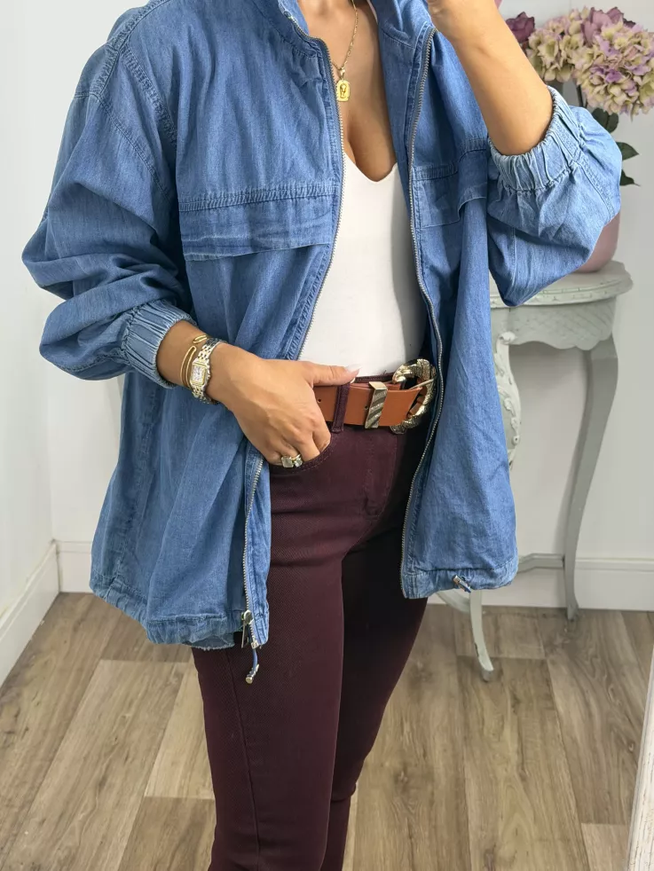 Bomber vaquera con cremallera