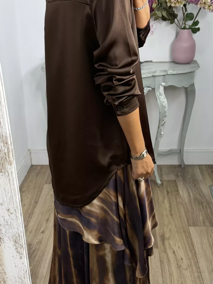 Camisa Kamelia satinada choco
