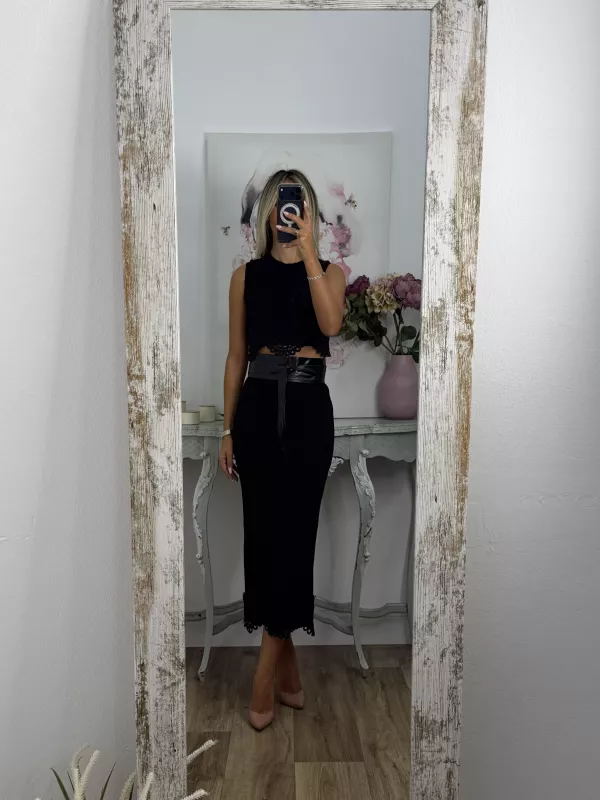 Conjunto Alicia top y falda negro
