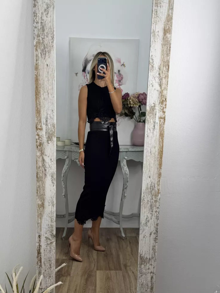 Conjunto Alicia top y falda negro