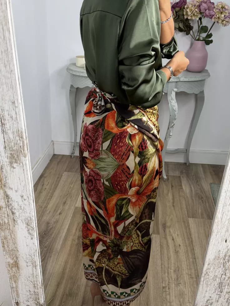 Camisa Kamelia satinada verde